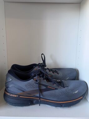 Brooks Ghost 15 Men’s Running Shoes Size 11.5 (D)